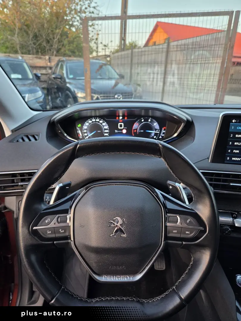 Peugeot 3008 1.5 dci automata an 2019 impecabila km reali