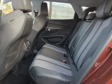 Peugeot 3008 1.5 dci automata an 2019 impecabila km reali