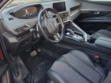 Peugeot 3008 1.5 dci automata an 2019 impecabila km reali