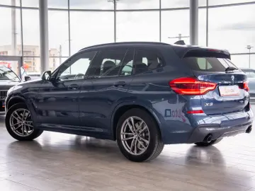 BMW X3 30e