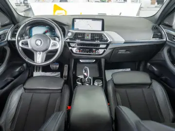 BMW X3 30e