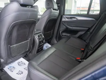 BMW X3 30e