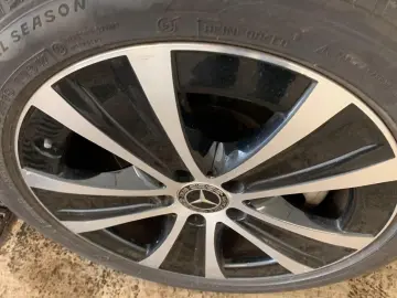 MERCEDES-BENZ E 300 e Lim. Avantgarde Virtual Pano Kam