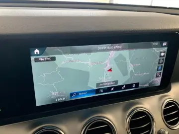 MERCEDES-BENZ E 300 e Lim. Avantgarde Virtual Pano Kam