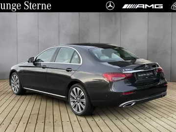 MERCEDES-BENZ E 300e Avantgarde Exclusive AHK RFK 19