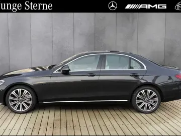 MERCEDES-BENZ E 300e Avantgarde Exclusive AHK RFK 19