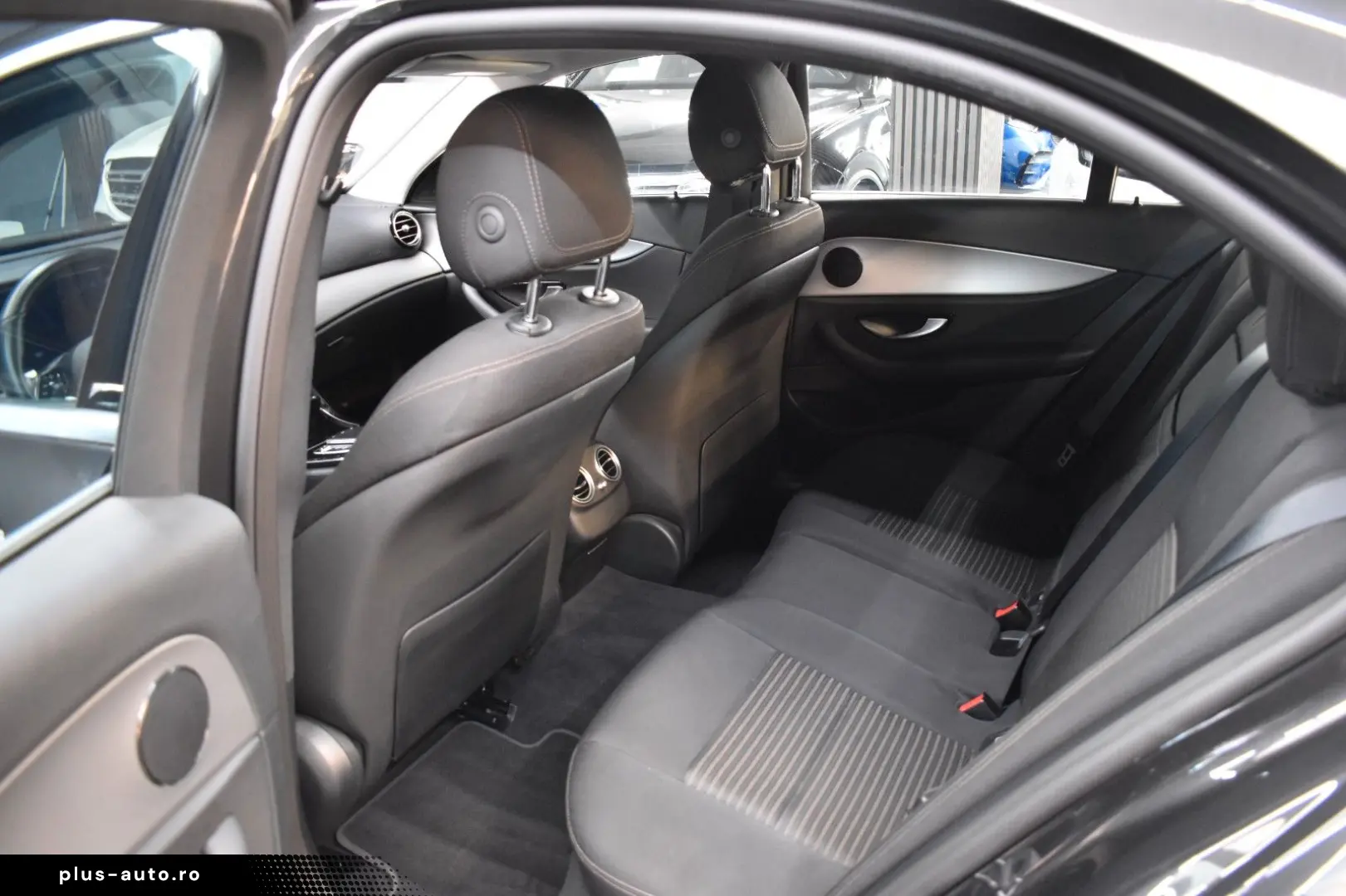 MERCEDES-BENZ E 300 e Lim. AVANTGARDE LED AHK NAVI WIDE