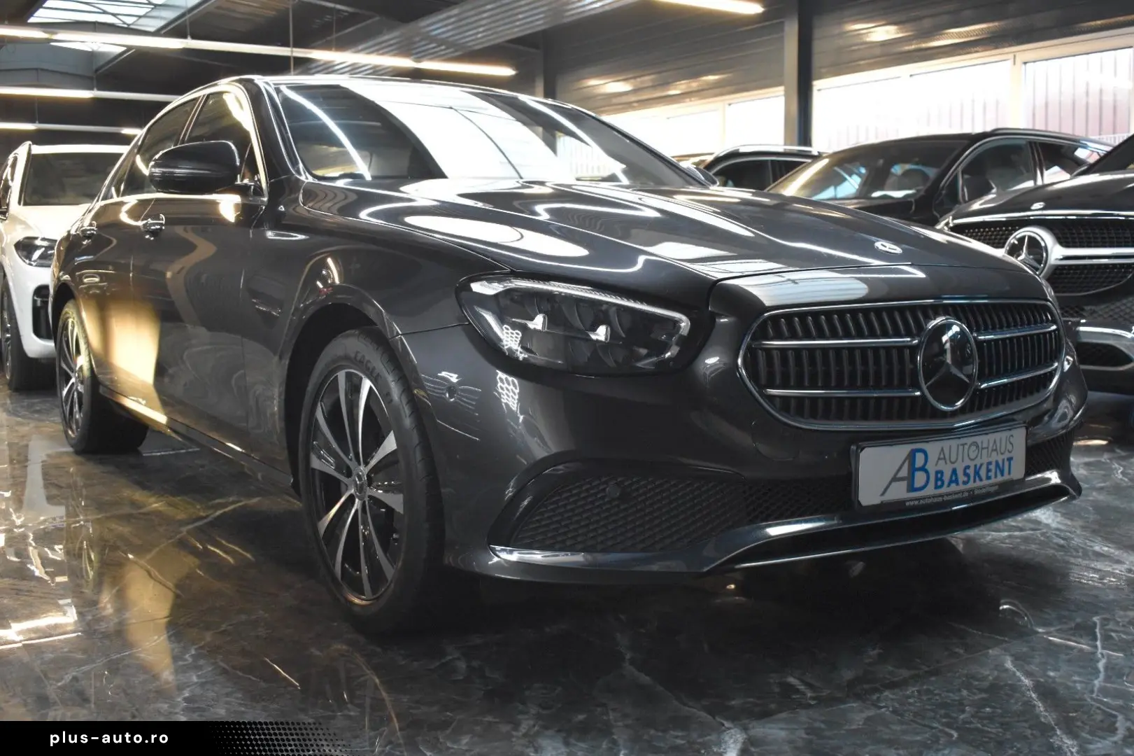 MERCEDES-BENZ E 300 e Lim. AVANTGARDE LED AHK NAVI WIDE