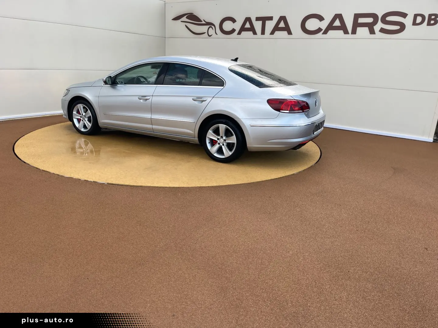 Volkswagen Passat-Cc