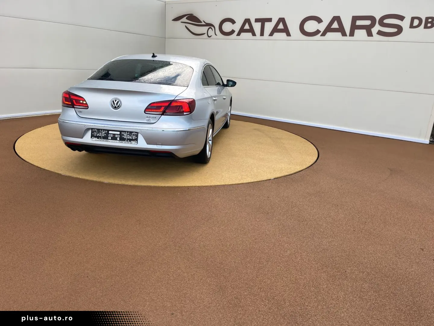 Volkswagen Passat-Cc