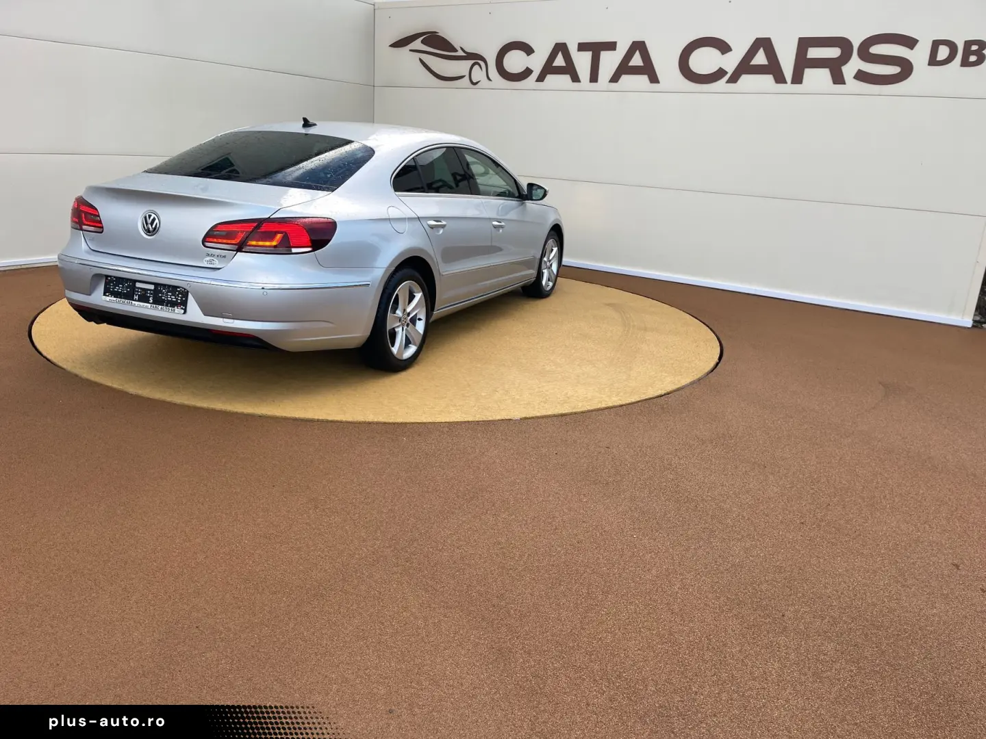 Volkswagen Passat-Cc