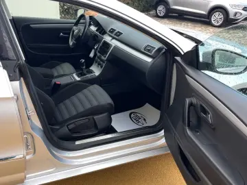 Volkswagen Passat-Cc