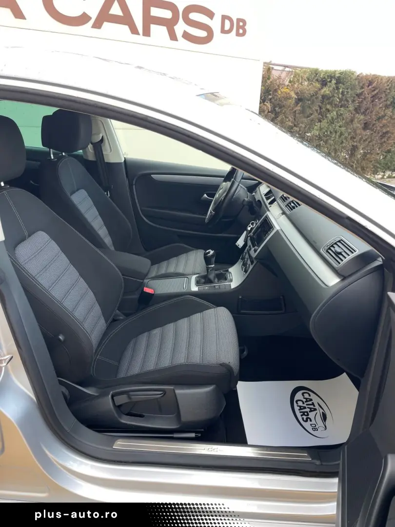 Volkswagen Passat-Cc