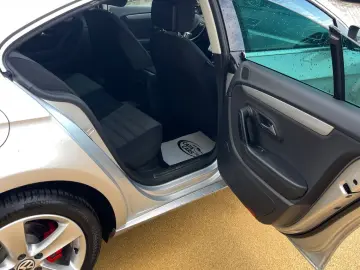 Volkswagen Passat-Cc