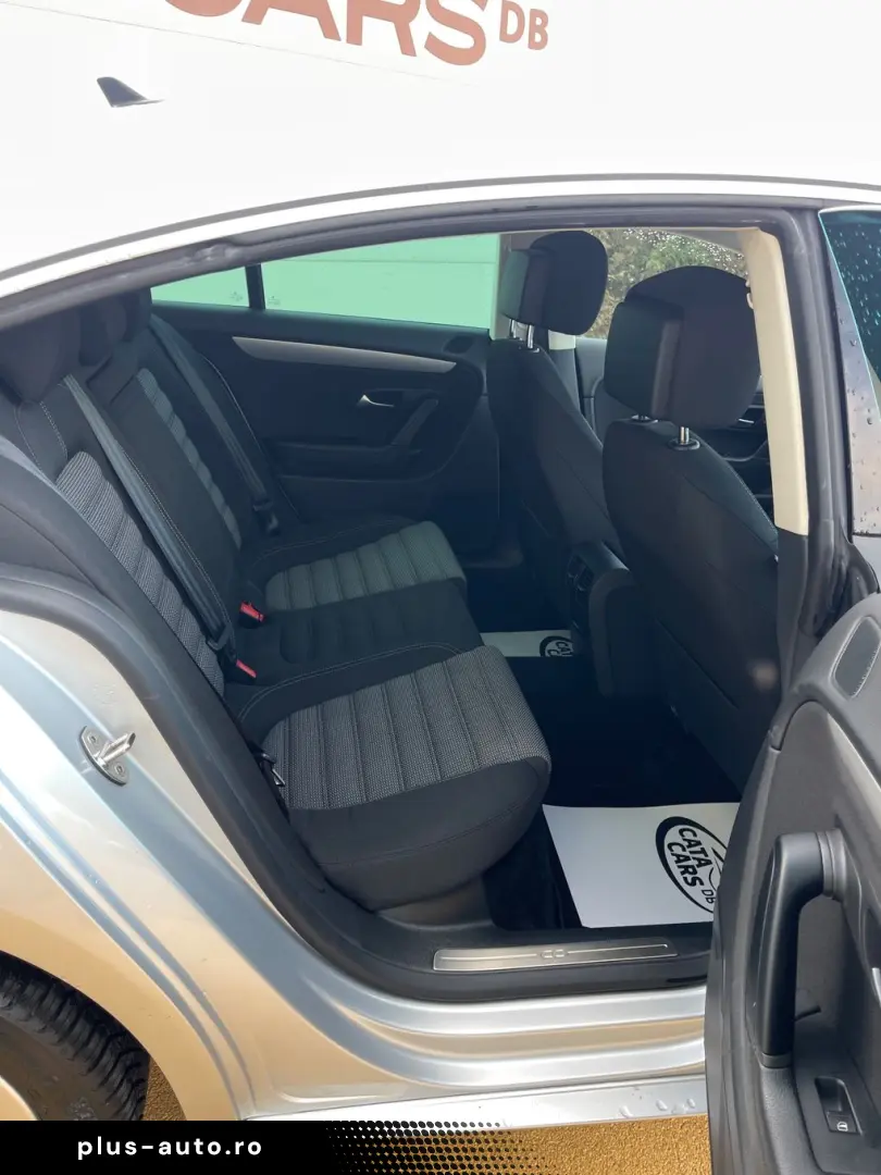 Volkswagen Passat-Cc