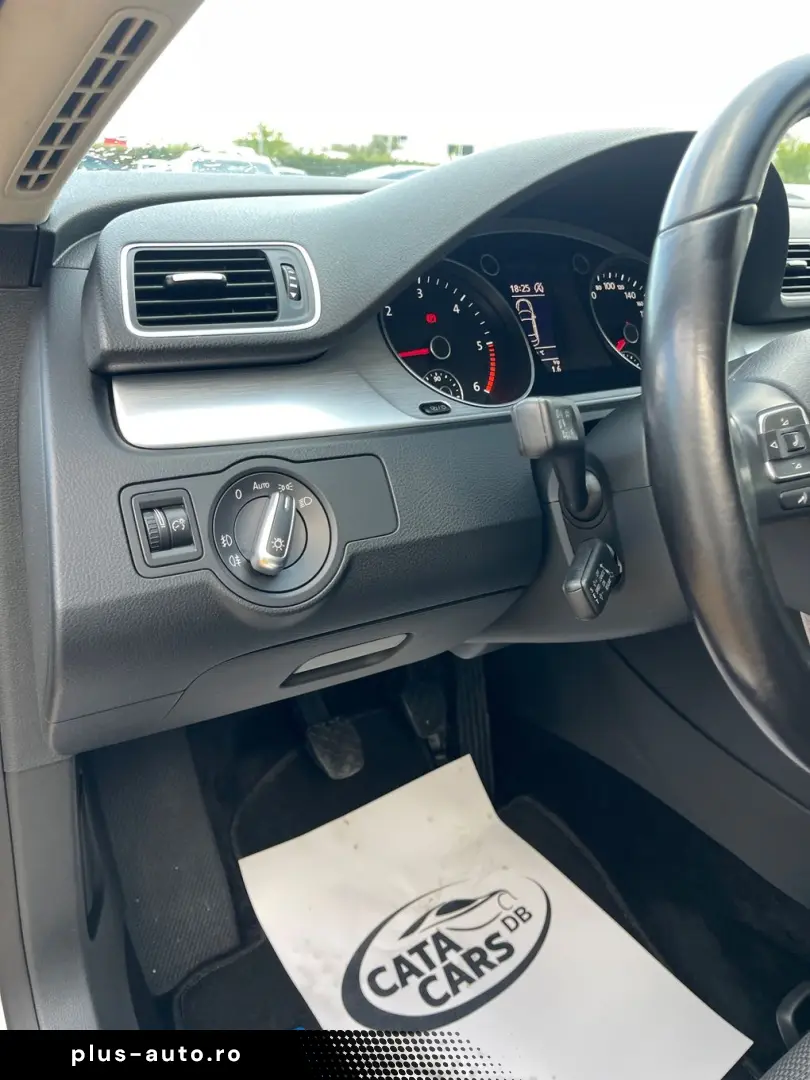Volkswagen Passat-Cc