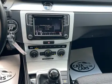 Volkswagen Passat-Cc
