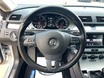 Volkswagen Passat-Cc