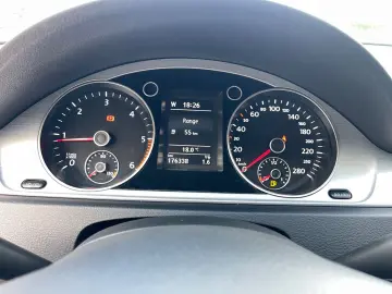Volkswagen Passat-Cc