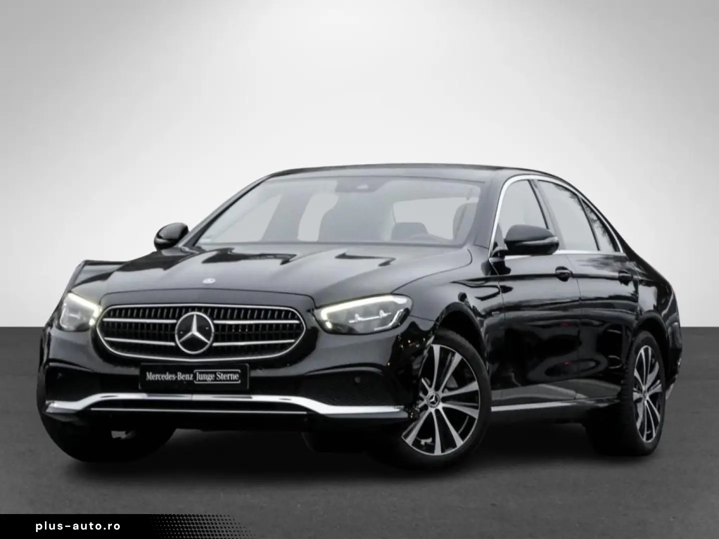 MERCEDES-BENZ E 300e Avantgarde AHK LED Kamera Navi