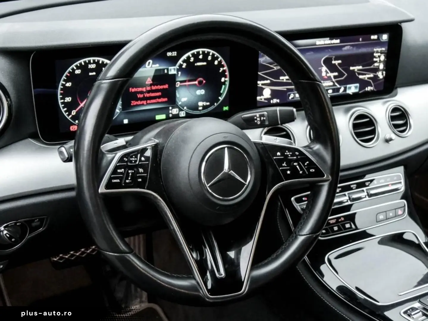MERCEDES-BENZ E 300e Avantgarde AHK LED Kamera Navi