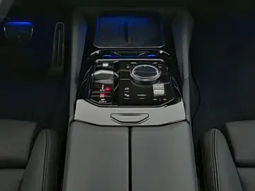 BMW 540d xDrive M Sport Pro PAN HUD ACC 360ACC AHK