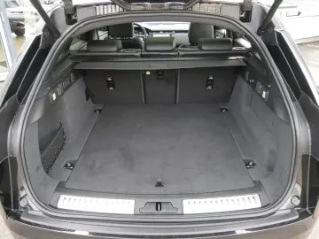 LAND ROVER Range Rover Velar D300 Dynamic SE Black Pack - 2