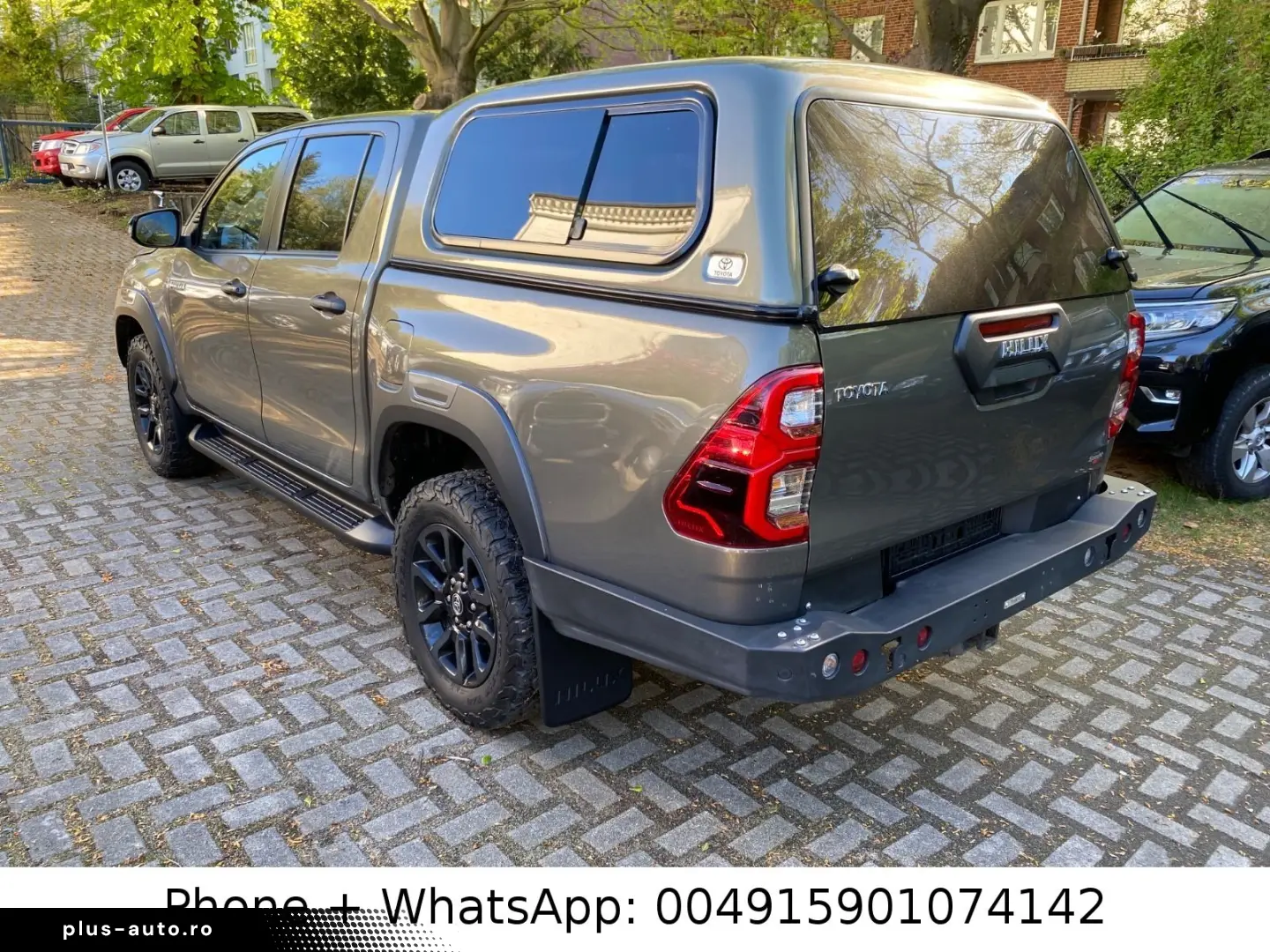 TOYOTA Hilux 2.8 D Invicible 4x4 KLIMA LED Navi
