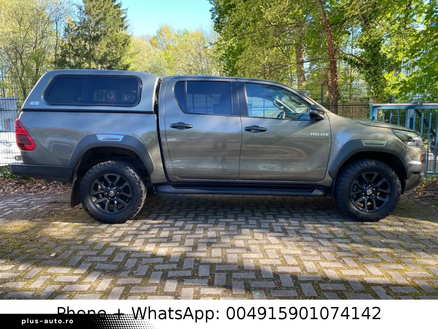 TOYOTA Hilux 2.8 D Invicible 4x4 KLIMA LED Navi