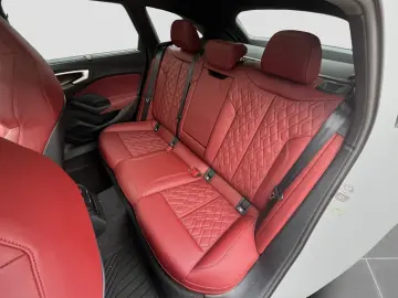 AUDI S5 Avant TECH PRO STD-HEIZUNG PANO B&O
