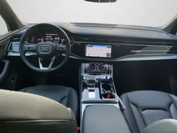 AUDI Q7 45 TDI quattro 7 Sitze Matrix LED