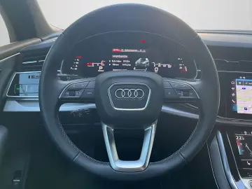 AUDI Q7 45 TDI quattro 7 Sitze Matrix LED