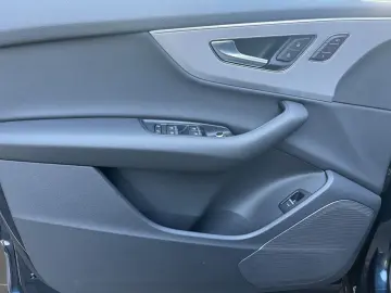AUDI Q7 45 TDI quattro 7 Sitze Matrix LED
