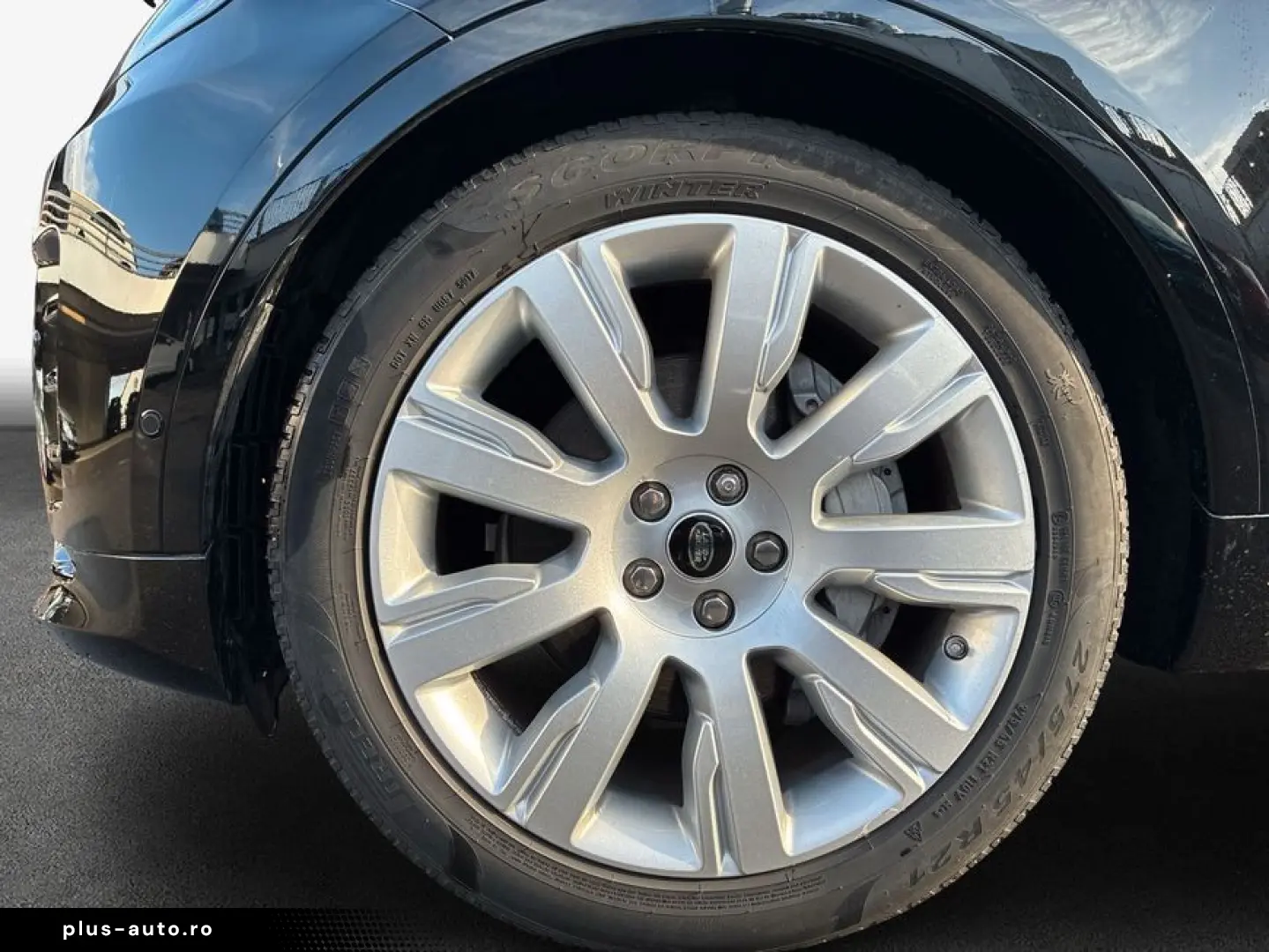 LAND ROVER Discovery D250 Dynamic SE