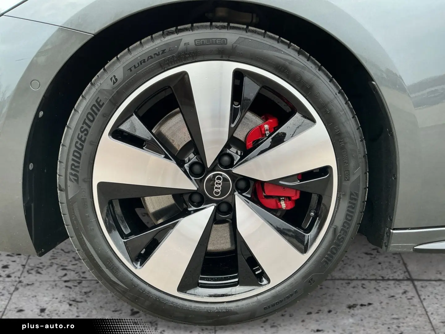 AUDI A5 Avant e-hybrid 220kW S-LINE MATRIX B&O PANO