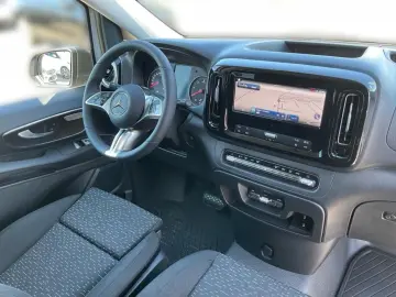 MERCEDES-BENZ Vito 124 CDI Tourer PRO Lang  AHK AUT &hellip;