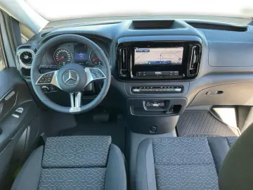 MERCEDES-BENZ Vito 124 CDI Tourer PRO Lang  AHK AUT &hellip;