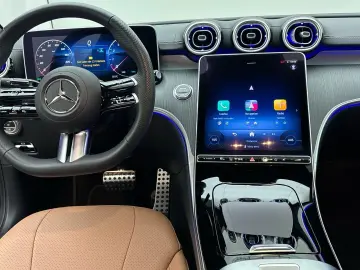 MERCEDES-BENZ CLE 300 4M AMG Panorama Burmester Stan&hellip;