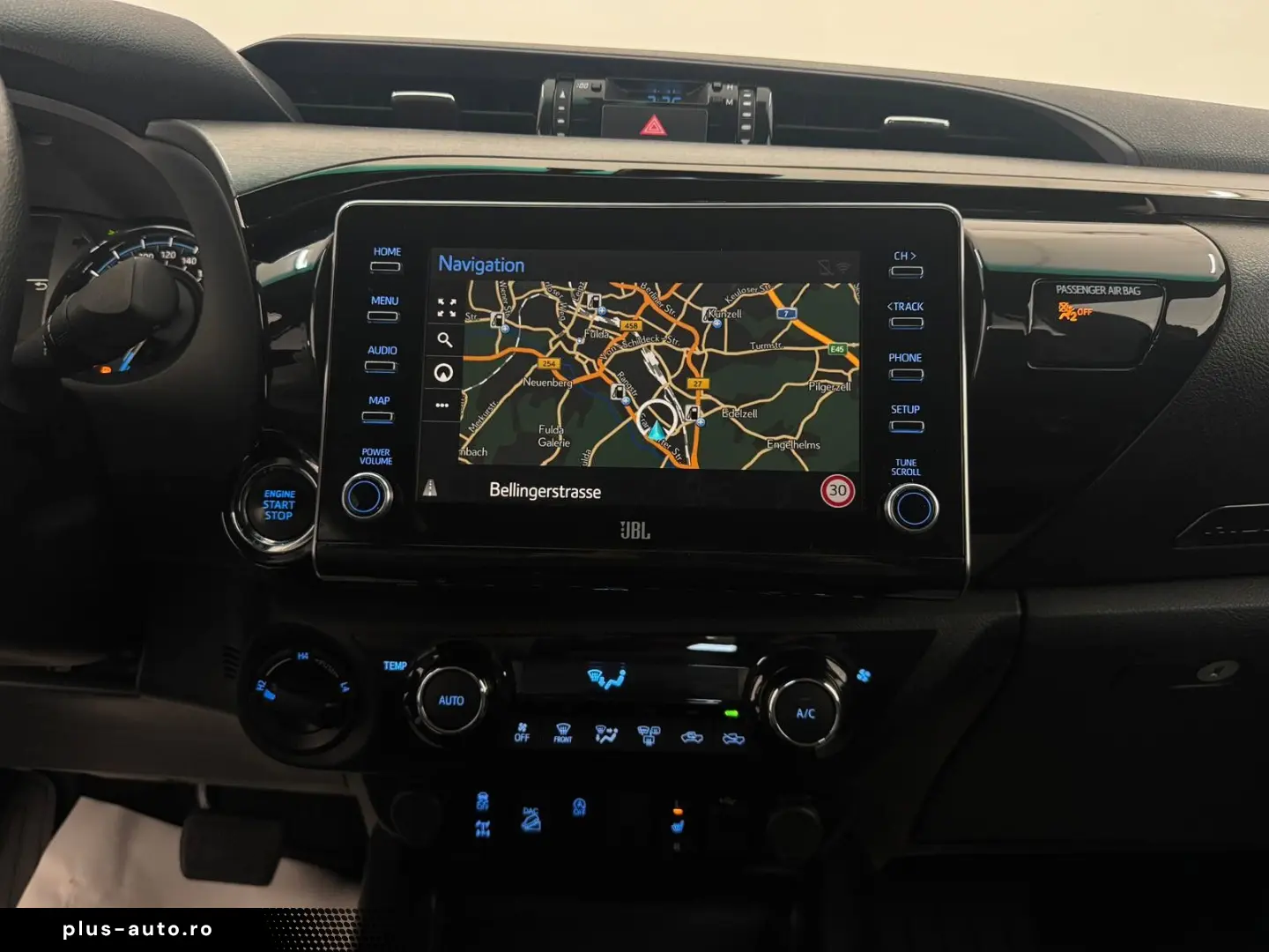 TOYOTA Hilux 2.8 D-4D Invincible 4x4