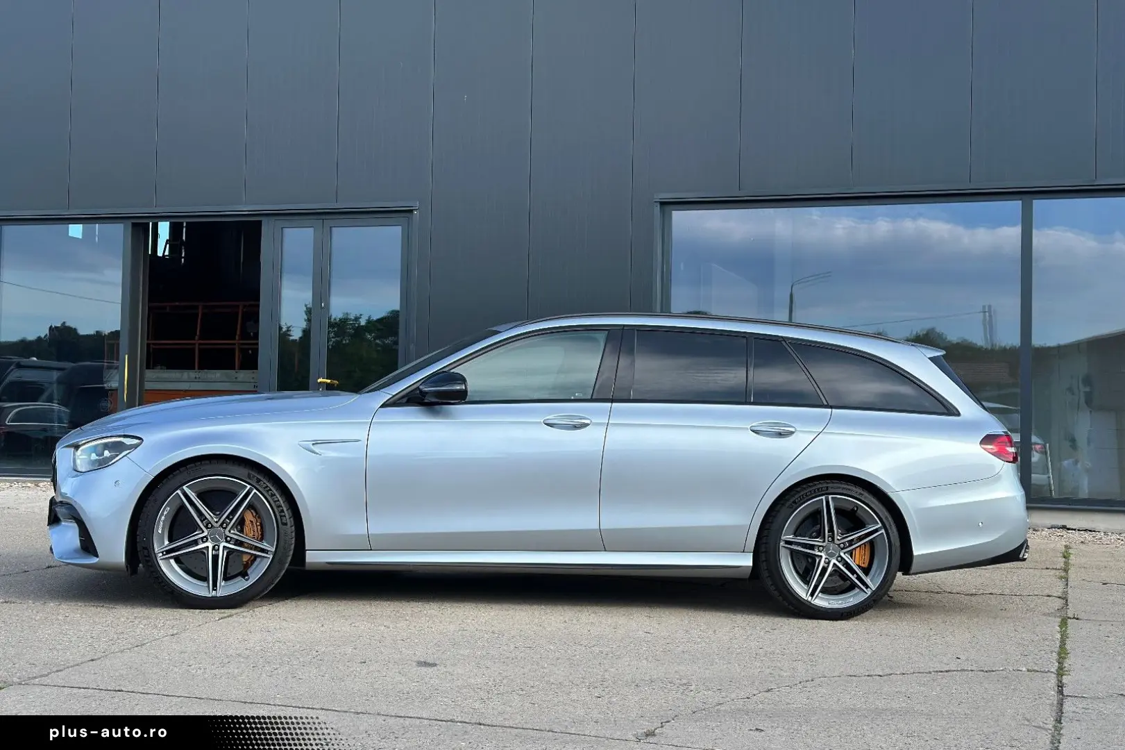 MERCEDES-BENZ E-63 AMG S Performance Burmester Keramik STHZ