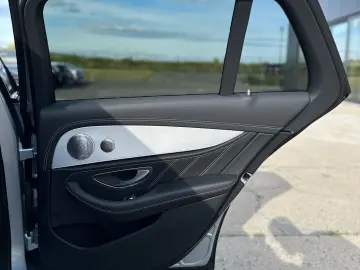 MERCEDES-BENZ E-63 AMG S Performance Burmester Keramik STHZ