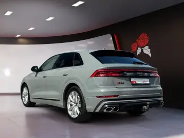 AUDI SQ8 4.0 TFSI quattro AHK Pano Carbon Nachtsicht