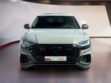 AUDI SQ8 4.0 TFSI quattro AHK Pano Carbon Nachtsicht