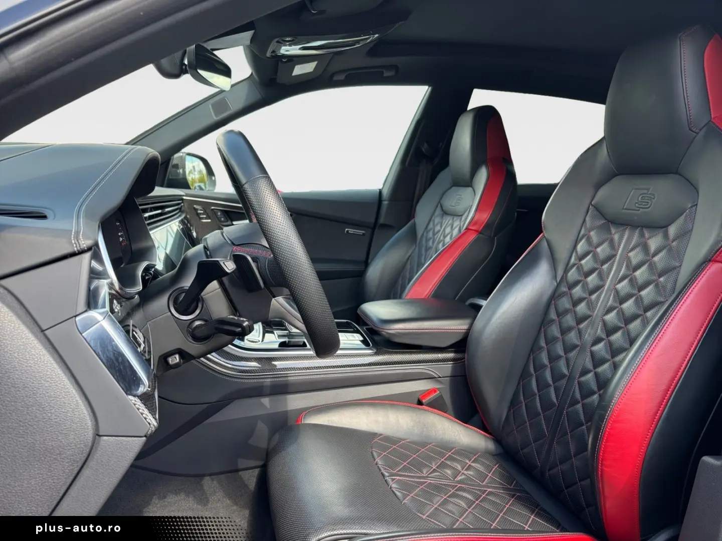AUDI SQ8 4.0 TFSI quattro AHK Pano Carbon Nachtsicht