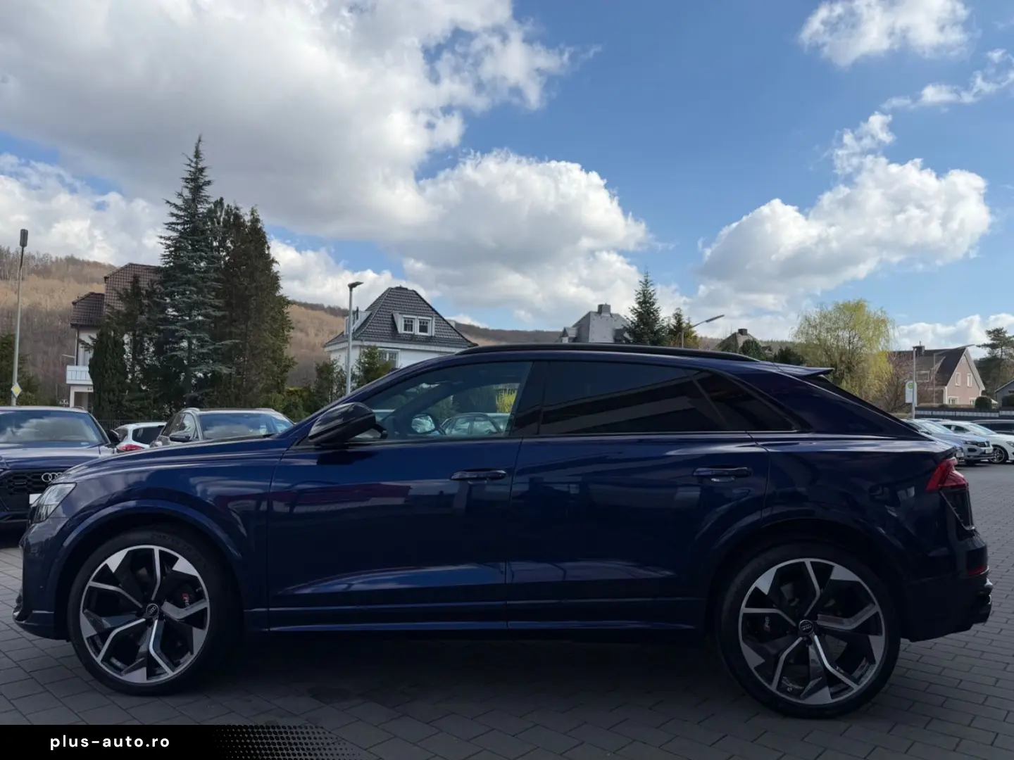 AUDI RSQ8 4.0 TFSI quattro HD Matrix ACC AHK B&O Pano
