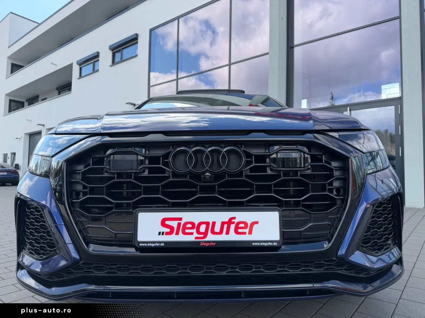 AUDI RSQ8 4.0 TFSI quattro HD Matrix ACC AHK B&O Pano