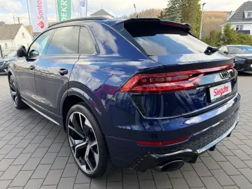 AUDI RSQ8 4.0 TFSI quattro HD Matrix ACC AHK B&O Pano