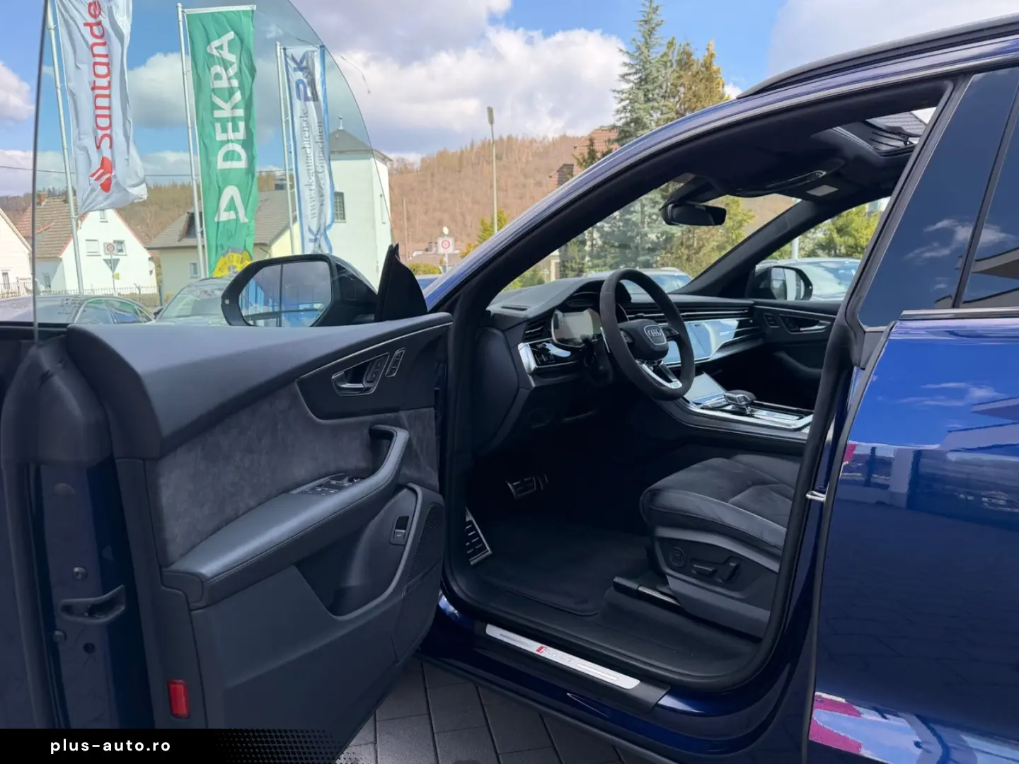 AUDI RSQ8 4.0 TFSI quattro HD Matrix ACC AHK B&O Pano