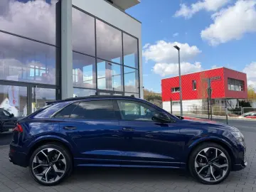 AUDI RSQ8 4.0 TFSI quattro HD Matrix ACC AHK B&O Pano