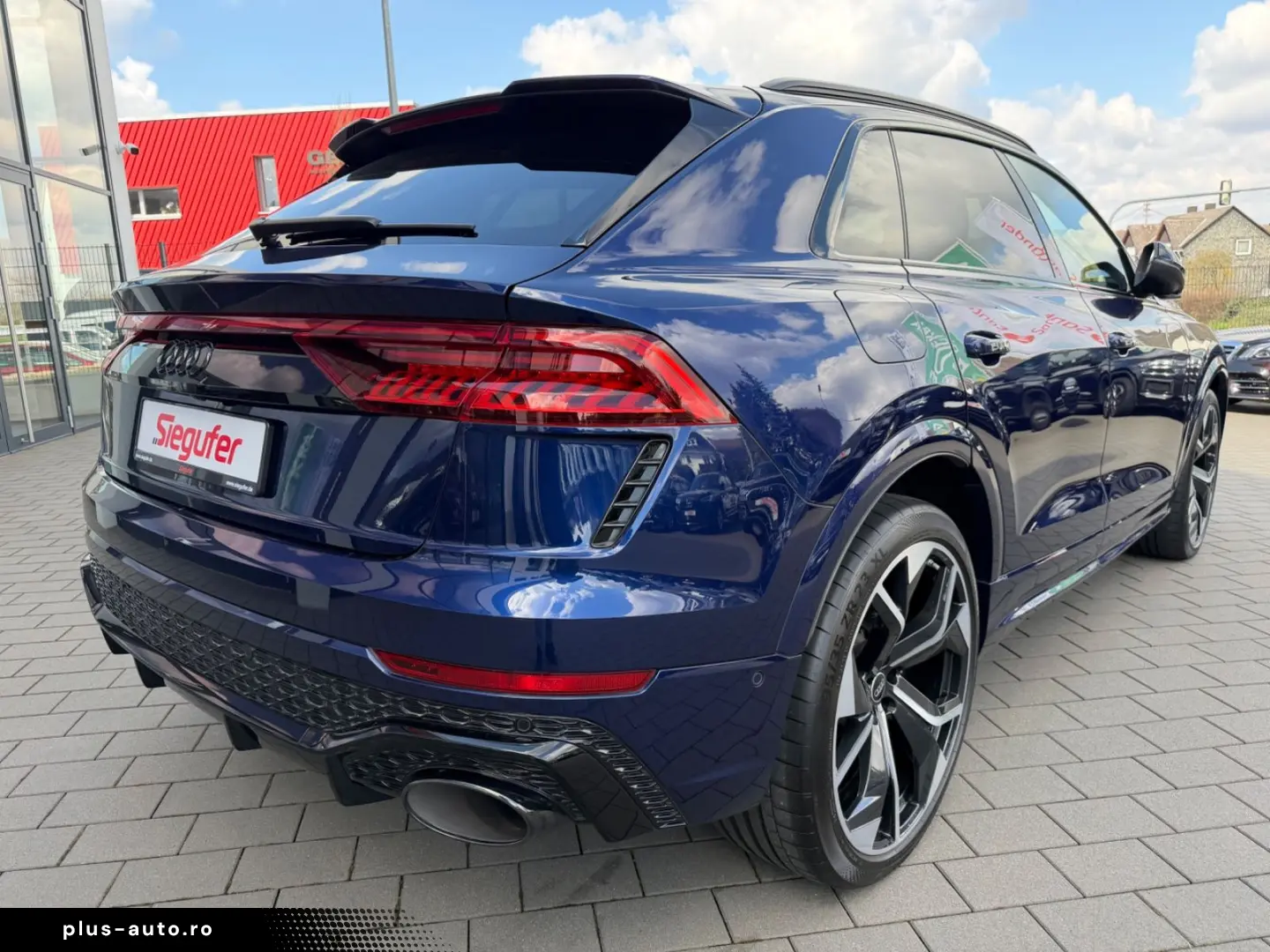 AUDI RSQ8 4.0 TFSI quattro HD Matrix ACC AHK B&O Pano